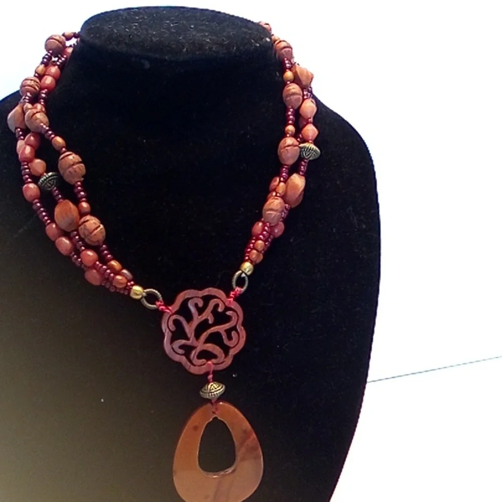 Elegant Brown Beaded Necklace